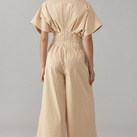 The Tobie Button-Front Cropped Pleated Jumpsuit Exquise - Picture 2 of 5